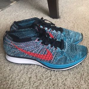 Nike Flyknit Racer